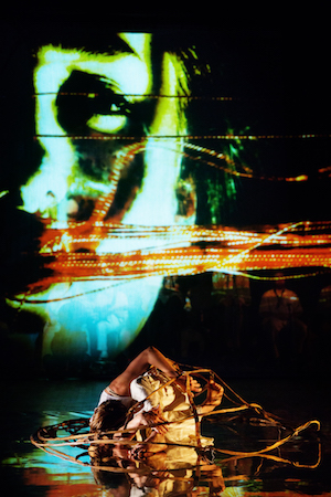Photo by Nat Urazmetova