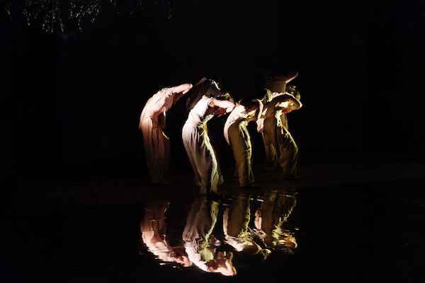 Photo by Nat Urazmetova